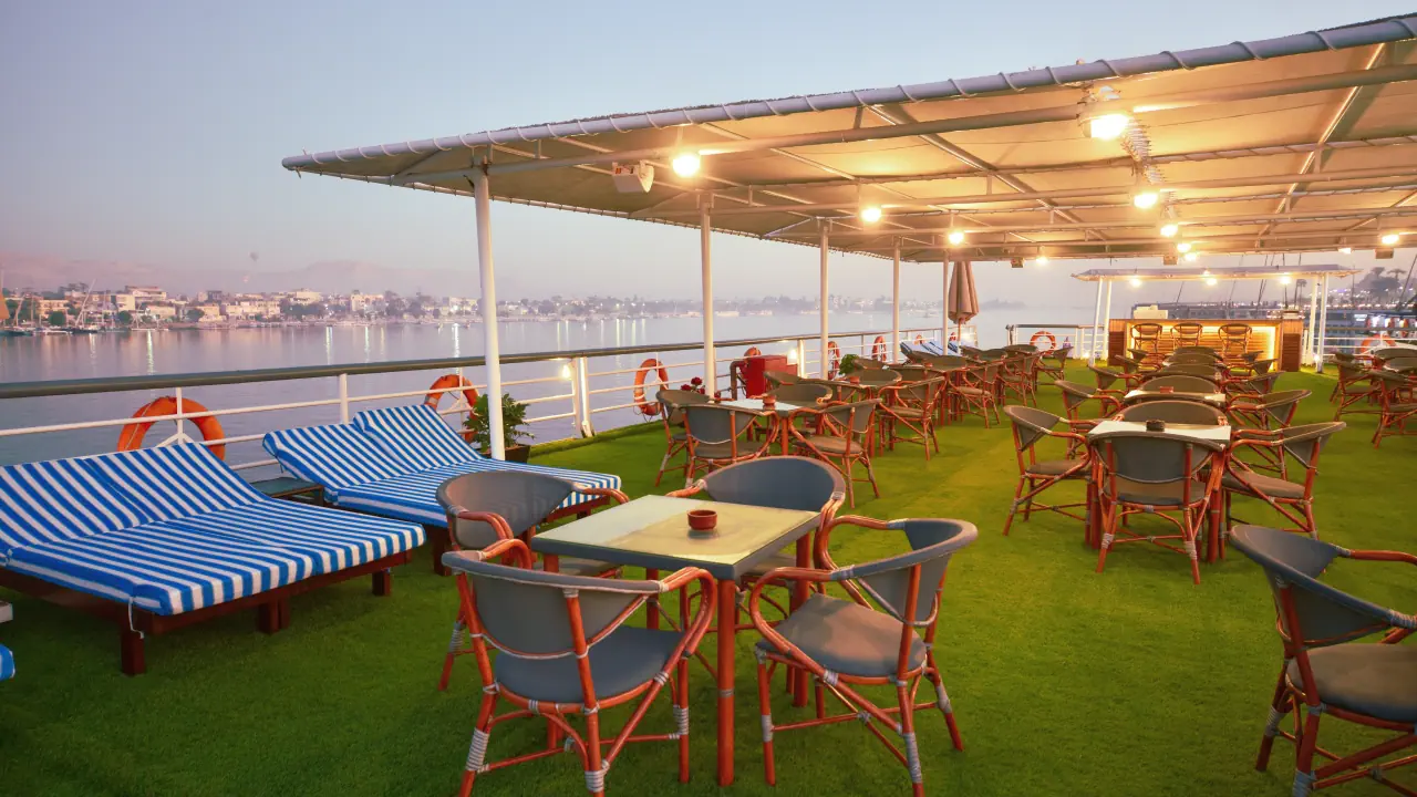 رحلة الباخرة نايل تريجر